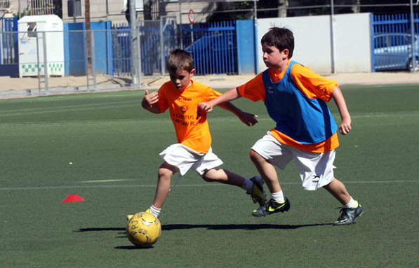 La segunda semana del IV Campus de Verano de fútbol de la Escuela Municipal de San Blas (EDM).