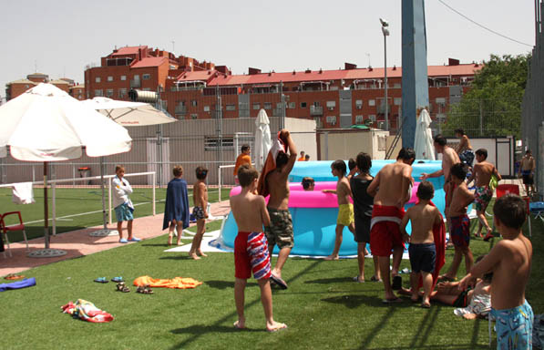 La segunda semana del IV Campus de Verano de fútbol de la Escuela Municipal de San Blas (EDM).