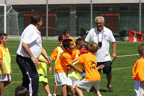 La segunda semana del IV Campus de Verano de fútbol de la Escuela Municipal de San Blas (EDM).