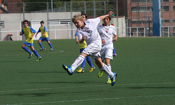 Los Benjamines se estrenan contra los grandes de la competición.