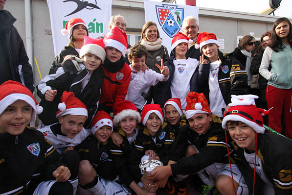 Infantil B. Éxito deportivo y de público en el II Torneo de Navidad de la EDM