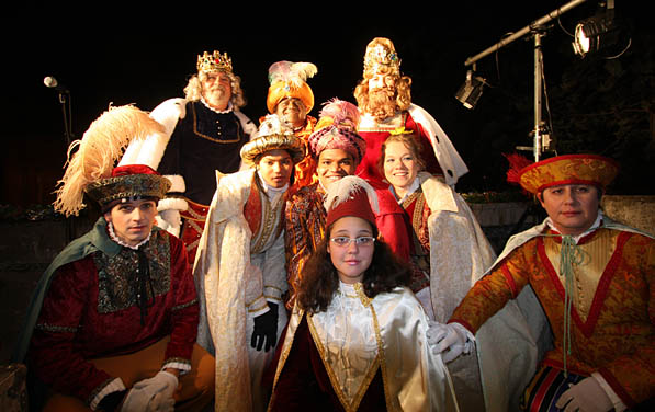La Escuela Deportiva Municipal de San Blas ha participado en la Cabalgata de Reyes del distrito de San Blas-Canillejas.