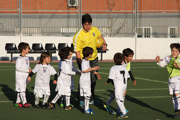 Los Chupetines de la Escuela Municipal de Fútbol San Blas.