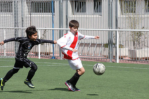 VI Torneo de Primavera de Fútbol 7 y 11 en el campo Municipal de San Blas los días 11, 12 y 13 de abril.