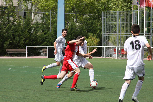 El juvenil C no pudo con el Palomeras acusando las bajas.