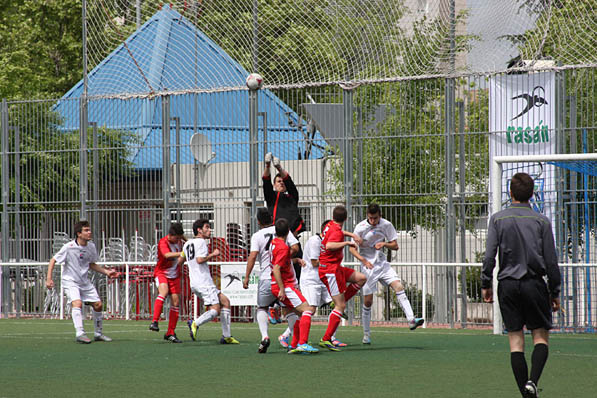 El juvenil C no pudo con el Palomeras acusando las bajas.