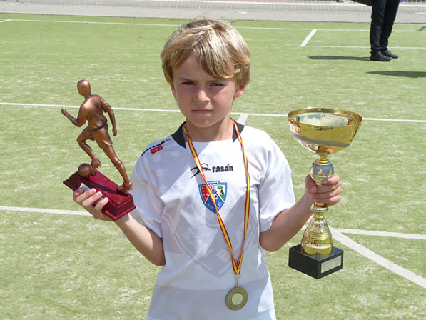 El Torneo de F7 Cup de El Planter (Valencia) es ya un clásico para los equipos de la Escuela en Semana Santa.