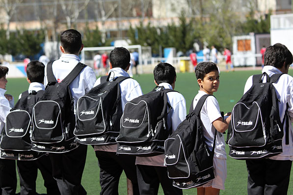 Raúl, Infantil B