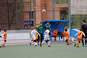Benjamín J, H