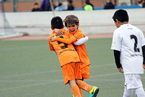 Benjamín J, H