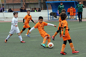 Benjamín J, H