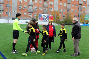Marta Gómez inauguró oficialmente el campo 2 del Municipal de San Blas.