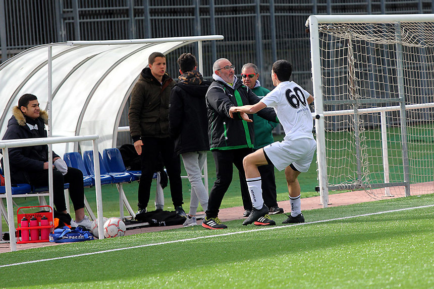 Lobo, Juvenil D