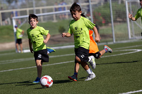 Campus de Verano de la EDM San Blas termina con una visita a la Ciudad del Fútbol de Las Rozas