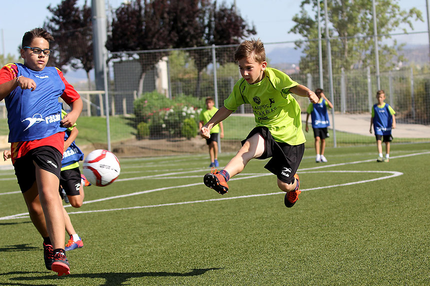 Campus de Verano de la EDM San Blas termina con una visita a la Ciudad del Fútbol de Las Rozas